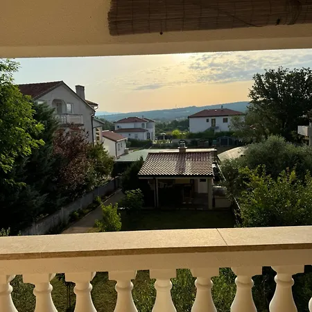 Apartment Letica 2 Malinska