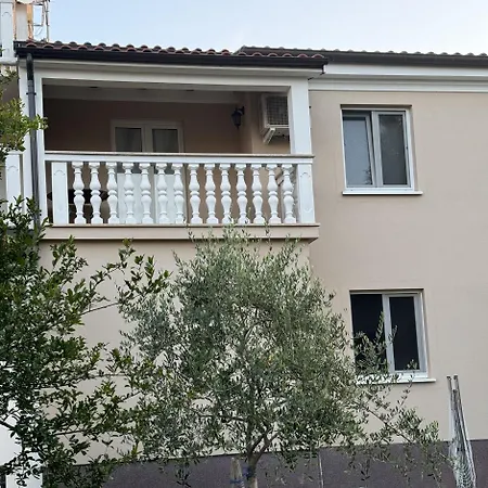 Apartment Letica 2